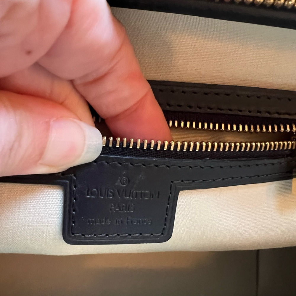 Great Condition Louis Vuitton Josephine Hand Bag Monogram Mini Canvas - Picture 9 of 13